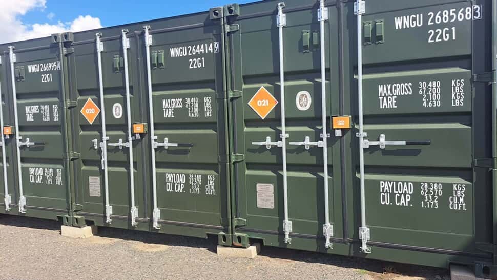 An image of the freight signage for Easy Storage.